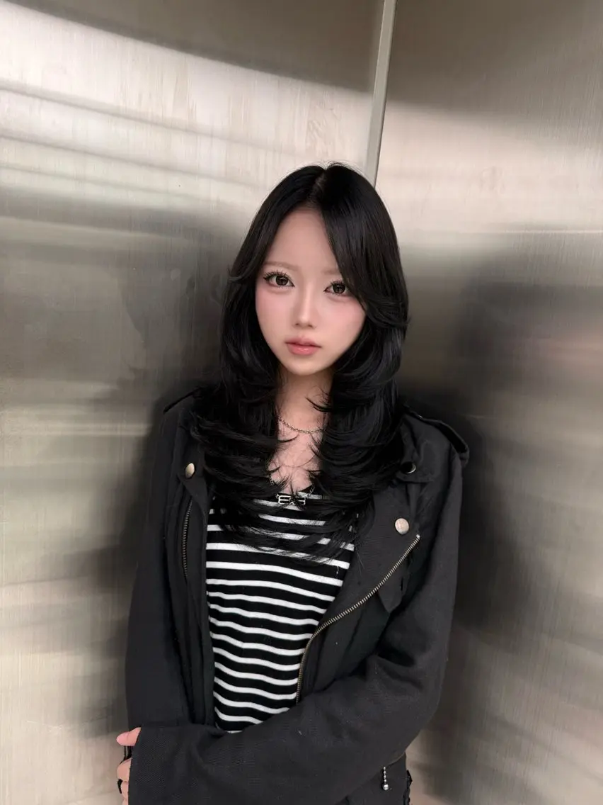 ロング ハイレイヤー レイヤーカット Rino/ハイトーン /ハイレイヤーカットのヘアスタイル