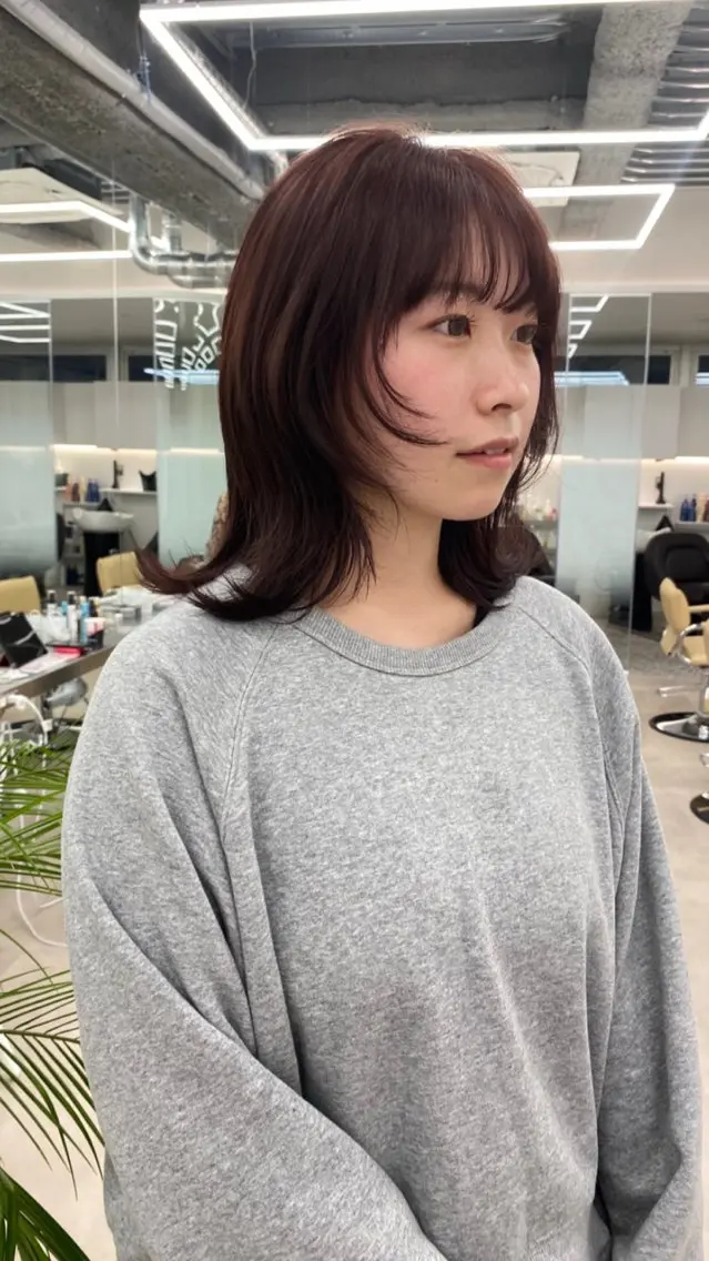 ミディアム カラー ブリーチ ブリーチなしカラー レッドカラー ヘアカラー 暖色カラー hinaka.のヘアスタイル