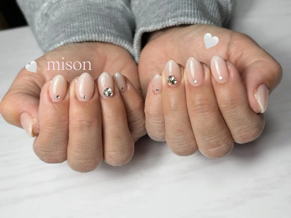 ネイル mison 安形友花のネイルデザイン