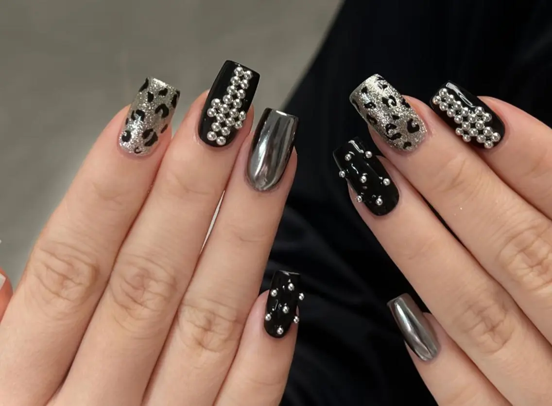 ネイル ハンドネイル 🎀 NaNa_nailのネイルデザイン