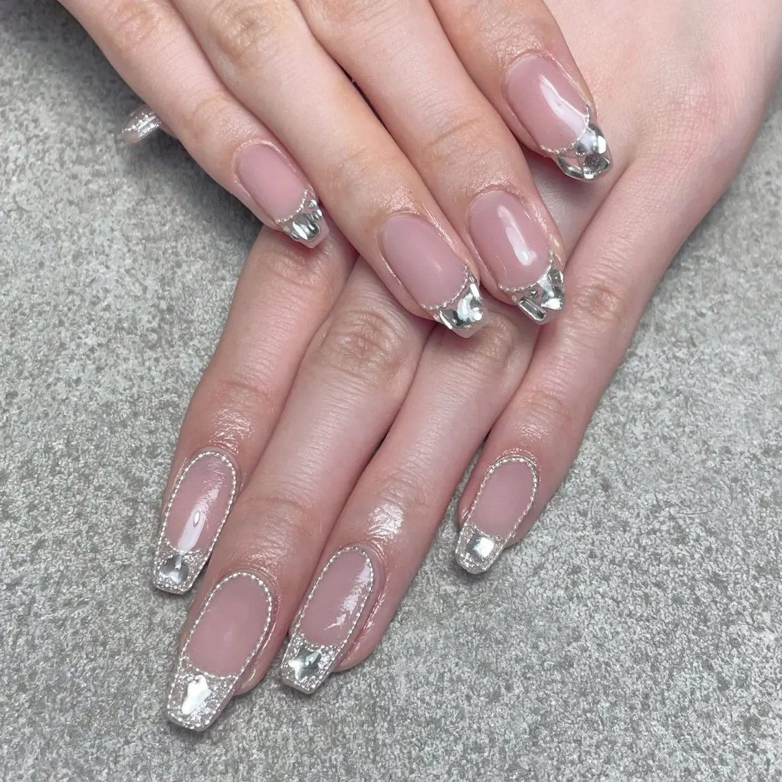 ネイル ハンドネイル nailroom DIASOMNIAのネイルデザイン