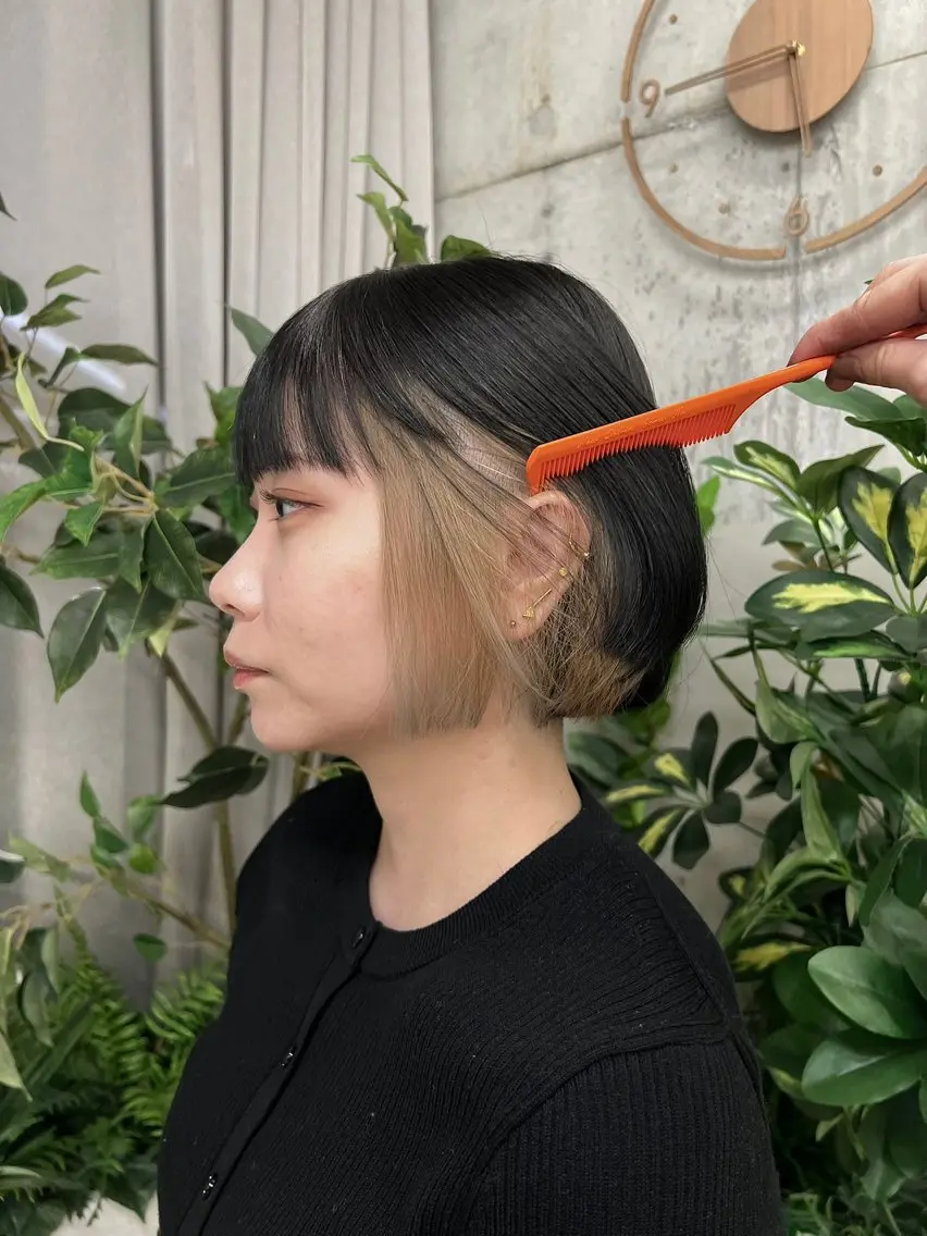 カット+カラー+インナーorイヤリングカラー(ブリーチ込み)の写真