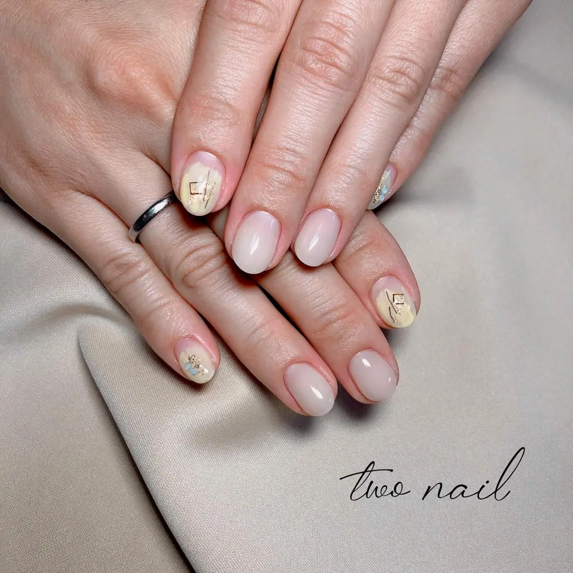 ネイル アートネイル フットネイル ハート ニュアンスネイル ホワイト two nailのネイルデザイン