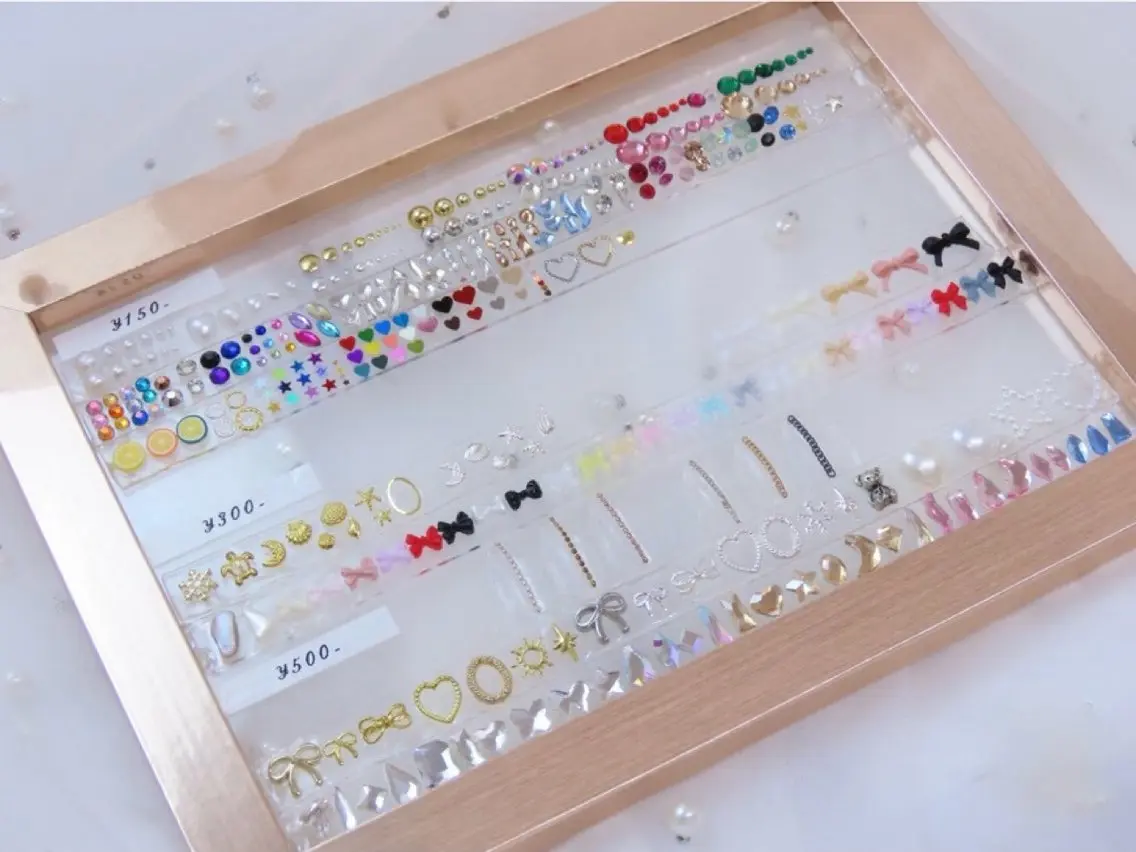 ネイル ハンドネイル ハンドケア Regene ARAKIのネイルデザイン