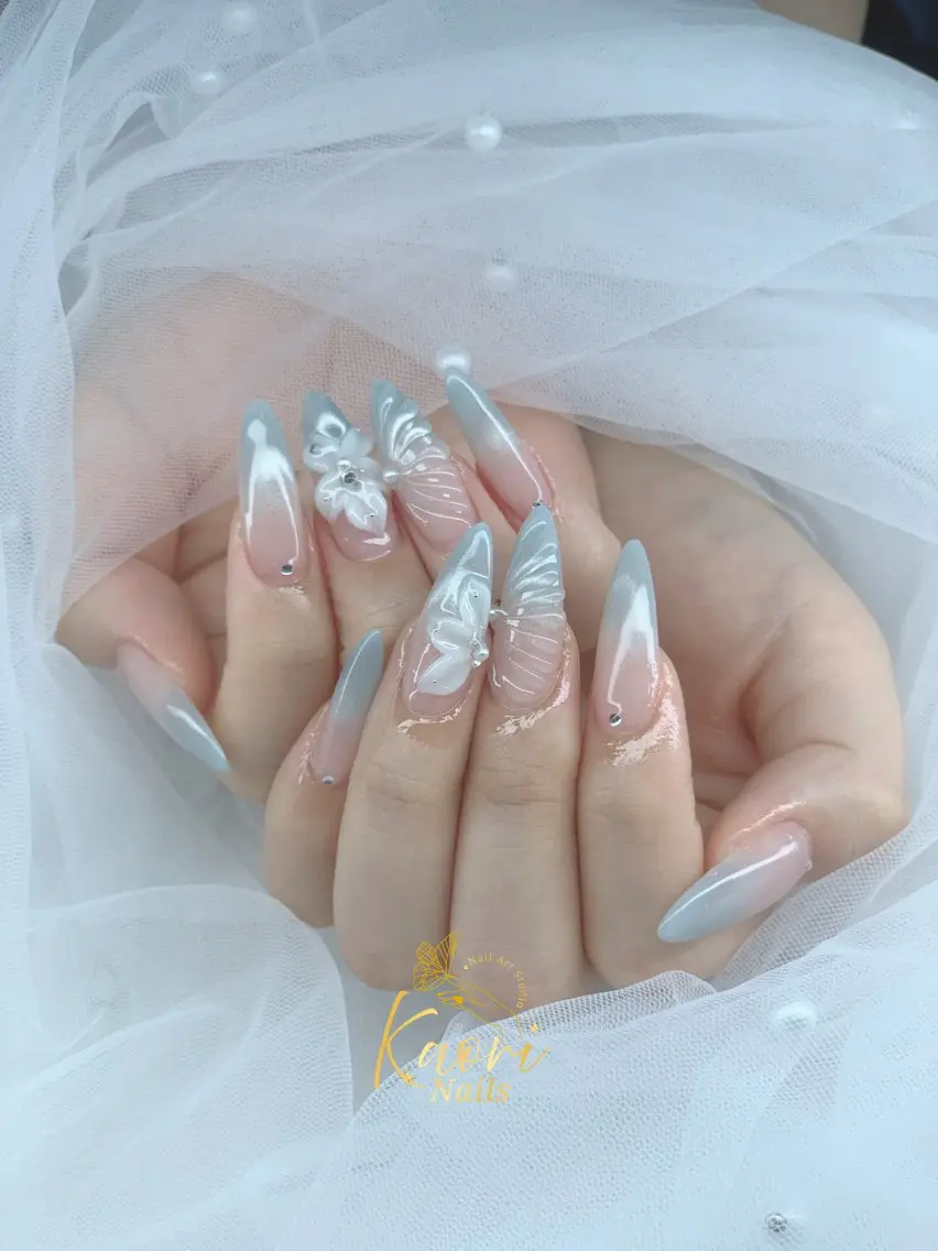 ネイル チークネイル ドット フレンチネイル ジェルネイル グラデーション Kaori Nailのネイルデザイン