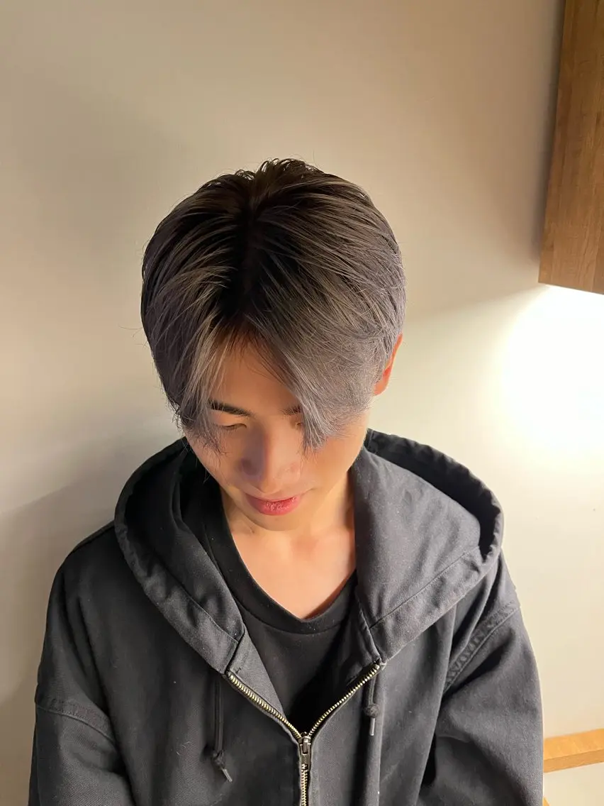 ショート カラー メンズ 透明感カラー ヘアカラー トリートメント loty shionのヘアスタイル