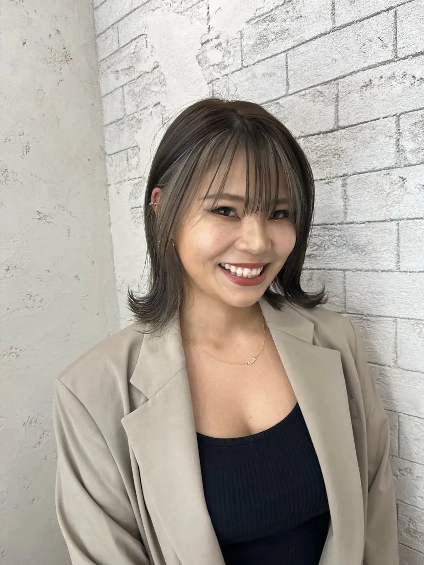 ショート カラー 🦋YUI 髪質改善 ブリーチ 着付け🦋のヘアスタイル