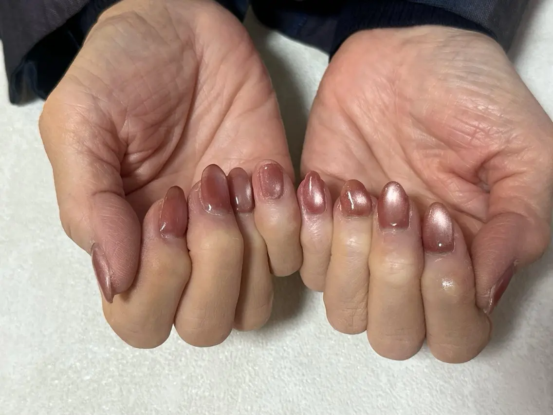 ネイル オーロラネイル 桜ネイル フラワーネイル フットネイル フレンチネイル ハンドネイル mogunail &blowのネイルデザイン