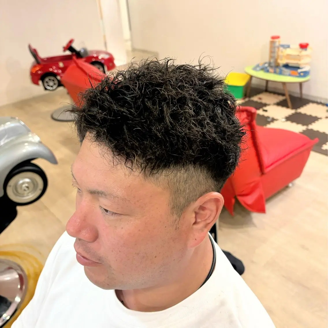 メンズ カット パーマ U24✨️0円モデル 🎀藤村音寧🎀のヘアスタイル