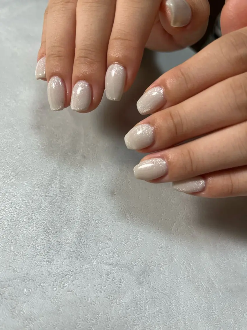 ネイル マグネットネイル ホワイト ハンドネイル SAKU nail 作島茜のネイルデザイン