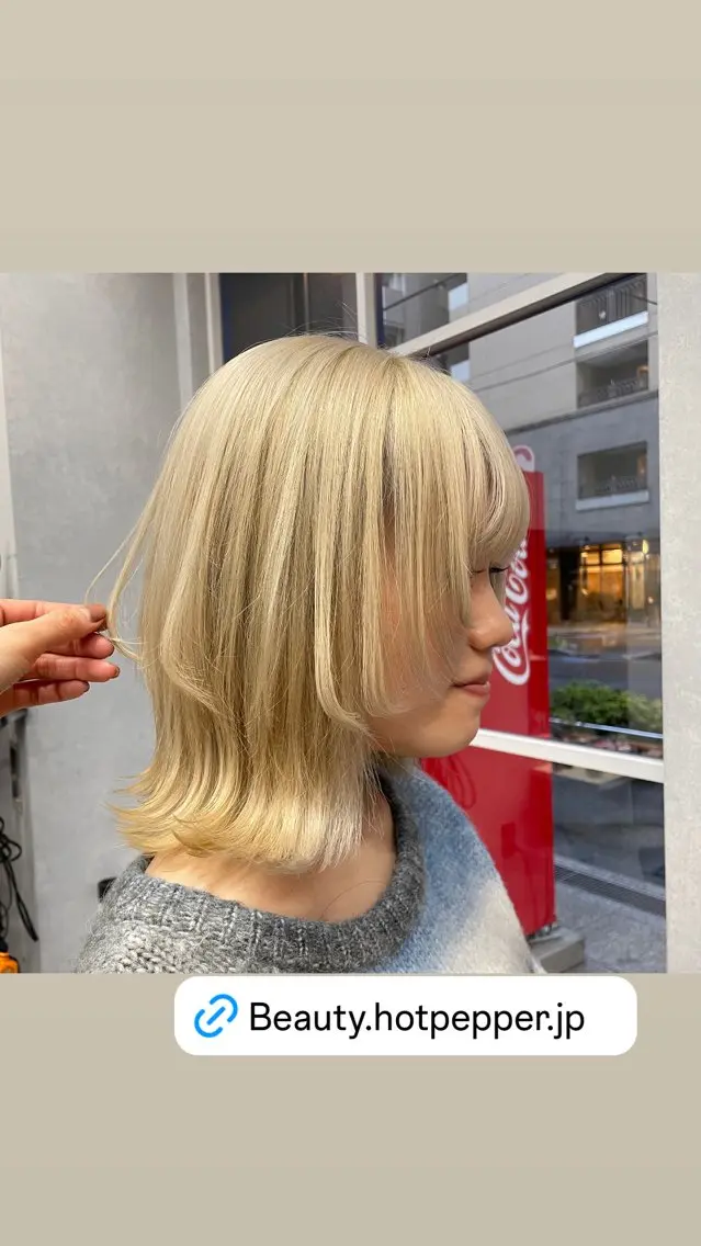 ミディアム カット ヘアカラー 🫧艶髪/ブリーチ 🐳honami🫧のヘアスタイル