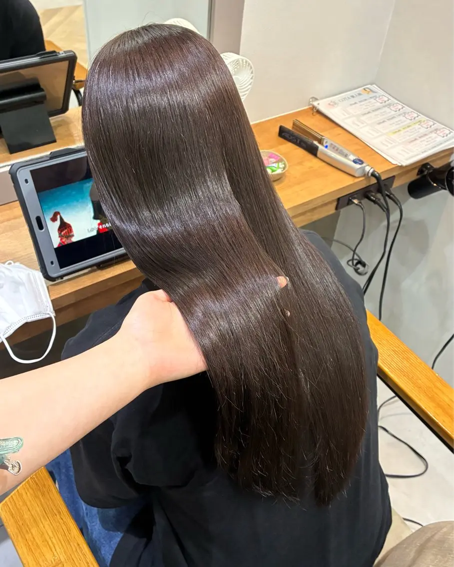ロング カット ヘアカラー 縮毛矯正 柴田真衣 /ナチュラル/半個室のヘアスタイル