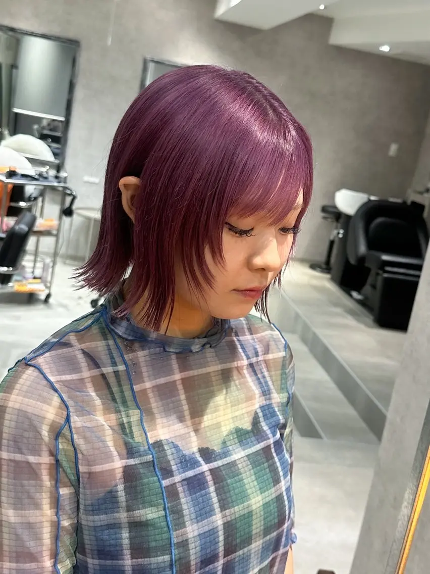 ミディアム ボブレイヤー パープルカラー ボブ レイヤーカット カット ヘアカラー トリートメント 井口 泰輝のヘアスタイル