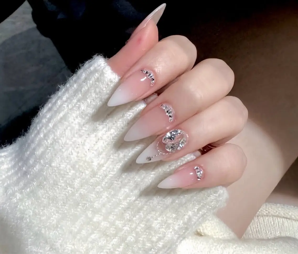 ネイル MIYU．nail Mariaのネイルデザイン