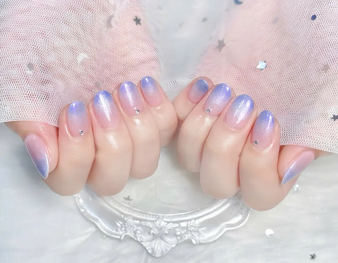 ネイル チークネイル 長さ出し フレンチネイル ジェルネイル グラデーション THANHTHANH NAILのネイルデザイン
