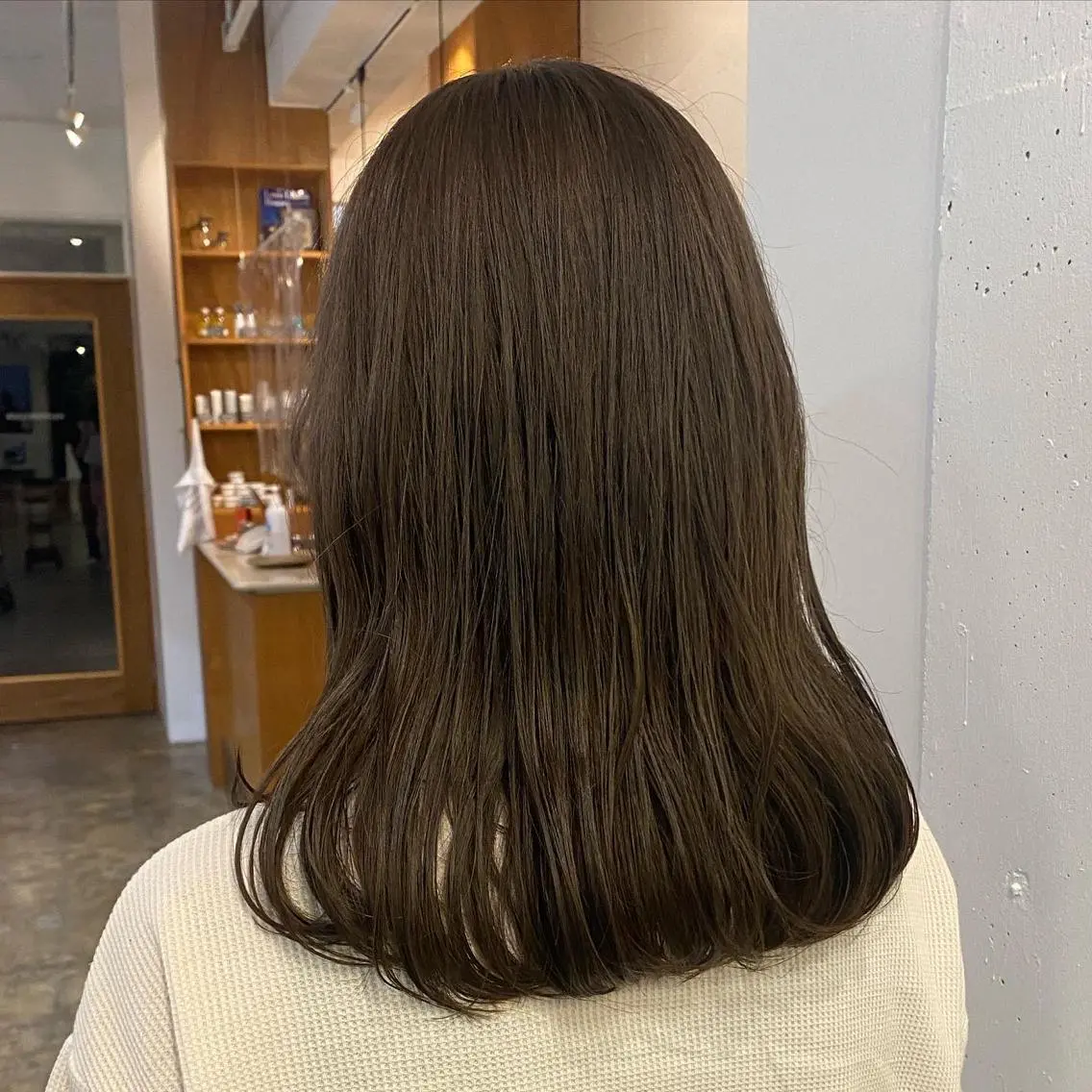 セミロング カット ヘアカラー 田口 樹理のヘアスタイル