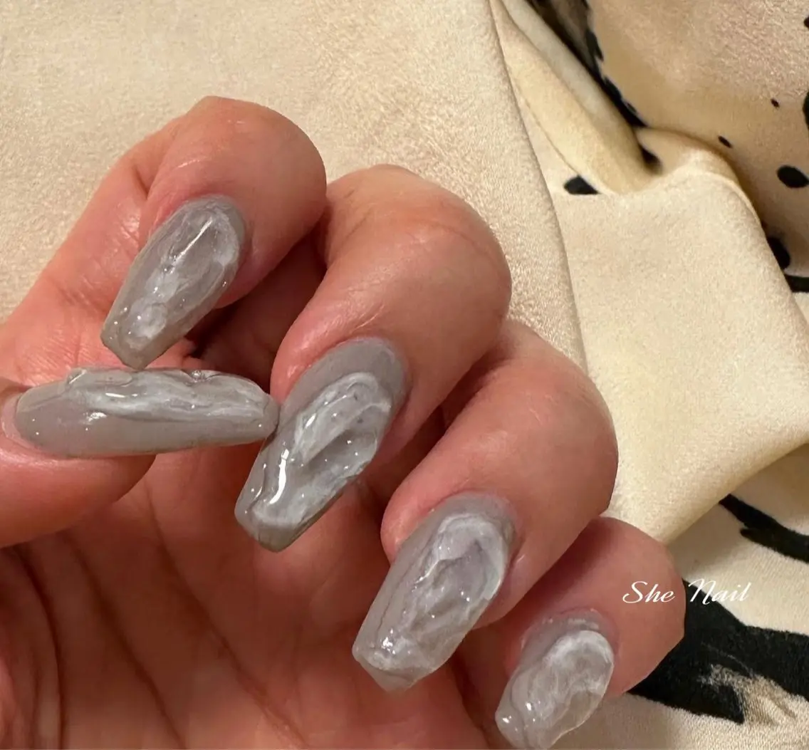 ネイル チークネイル 長さ出し マグネットネイル 持ち込み ニュアンスネイル ハンドネイル ISA_ BELLAのネイルデザイン