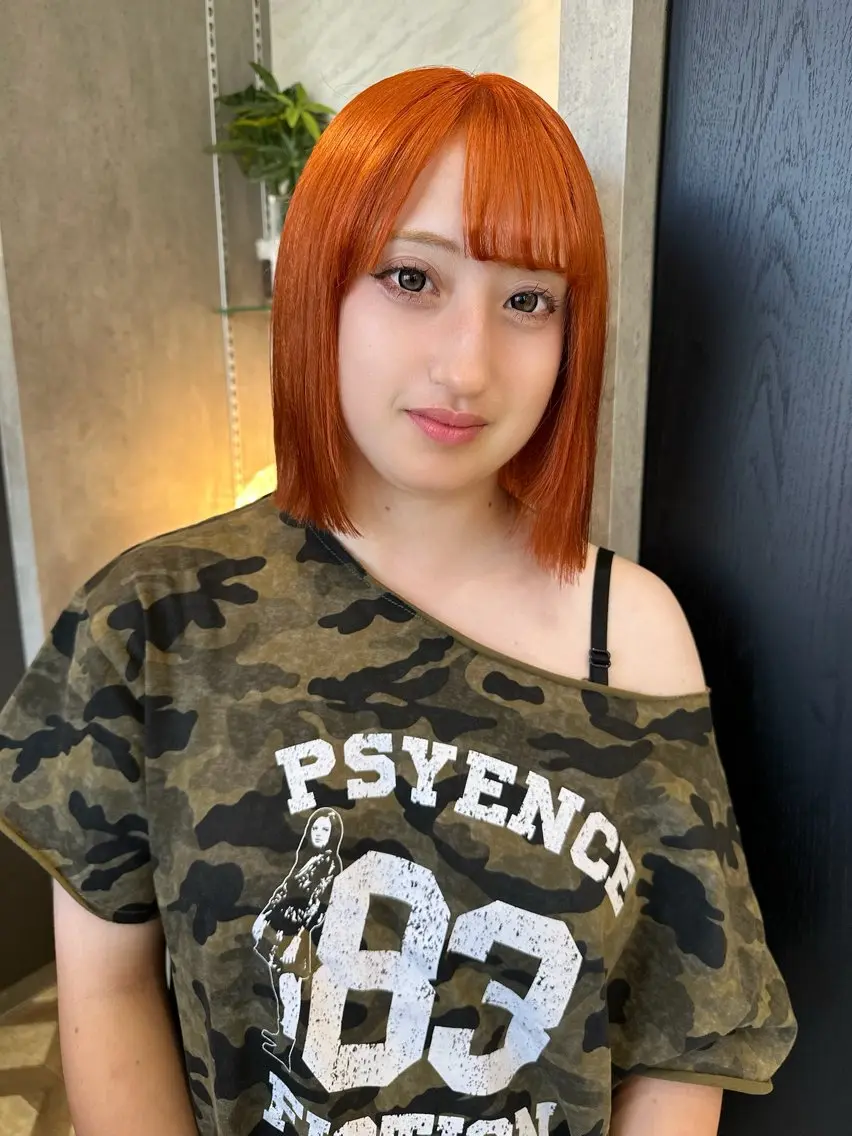 ミディアム カラー ベージュカラー ブリーチ ブロンド ケアブリーチ 透明感カラー ヘアカラー 天神暖色カラー レイヤー・髪質改善のヘアスタイル