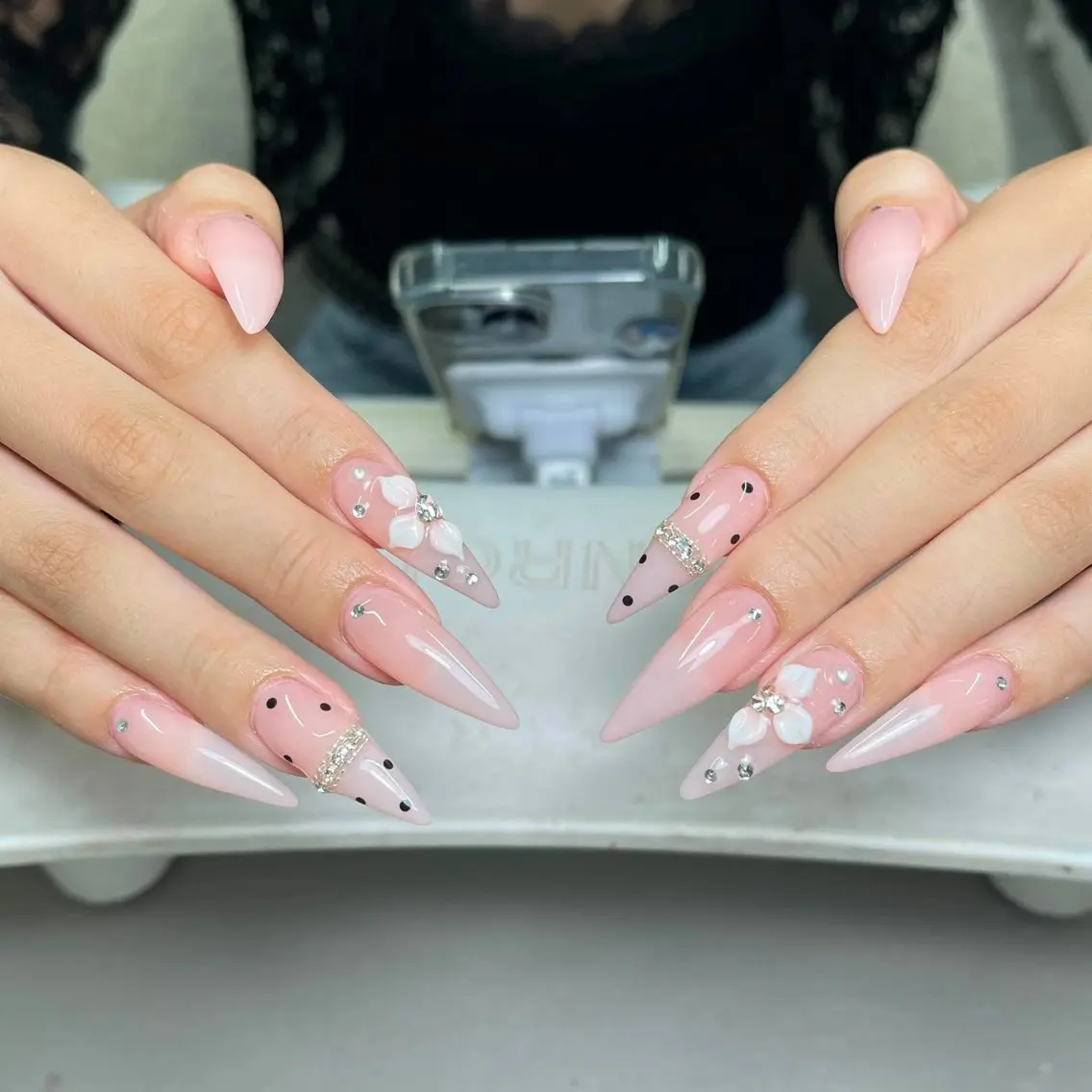 ネイル アートネイル 持ち込み ハンドネイル ハンドケア Dyo Nailのネイルデザイン