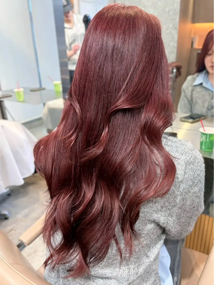 ロング ヘアカラー ヘーゼルブラウン🤎 ゆり🫧のヘアスタイル