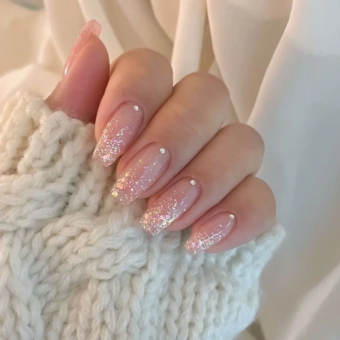 ネイル ストーンネイル Any nail新大久保店のネイルデザイン
