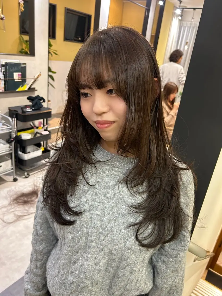 ロング カラー レイヤーカット hubhair レイヤー/透明感のヘアスタイル
