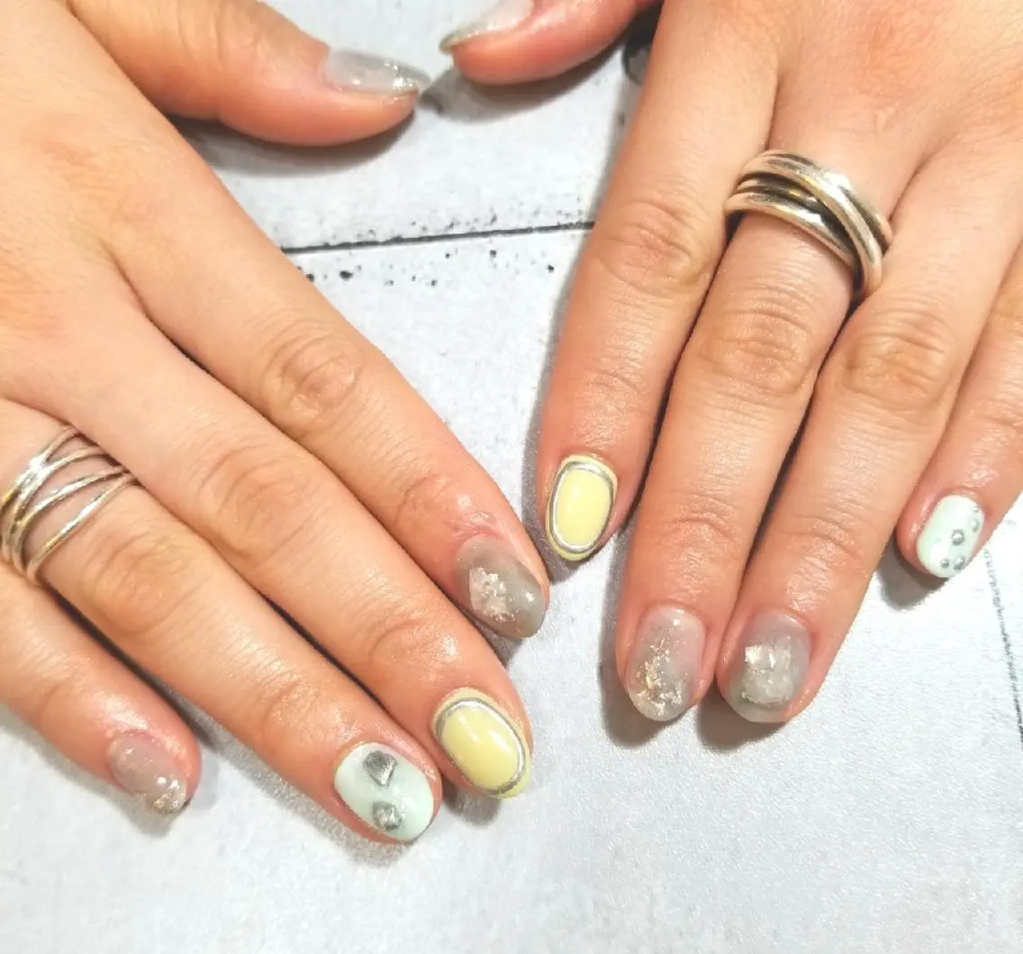 ネイル アートネイル nijiiro🌈 サトウのネイルデザイン