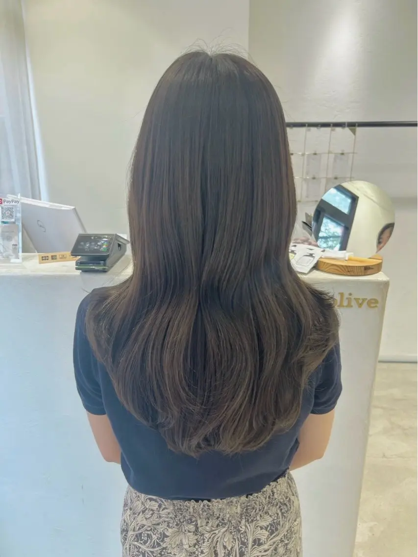 ロング Moe .⋆𝜗𝜚のヘアスタイル