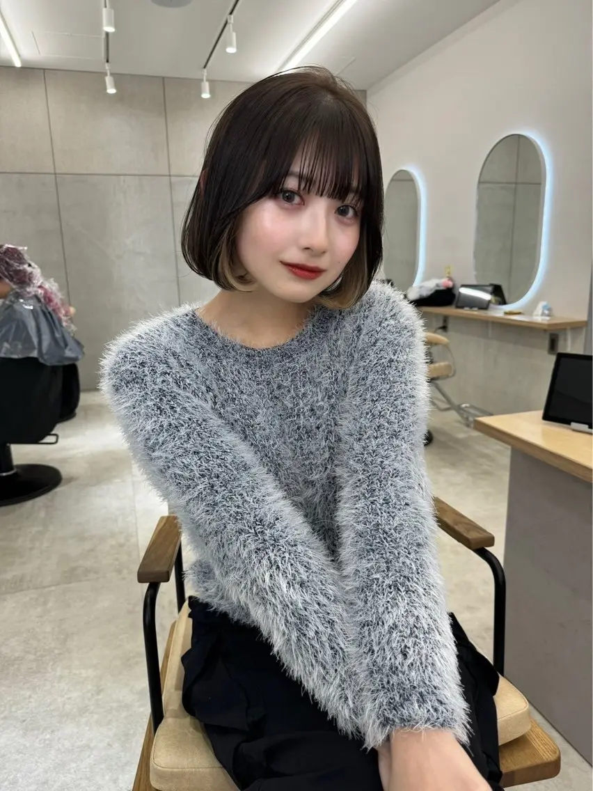 ミディアム カラー ボブ🩵 ハイトーン🩵風愛のヘアスタイル