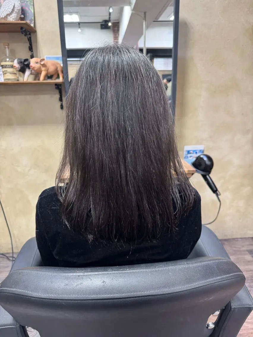 セミロング 艶カラー🎀 YUUKAのヘアスタイル