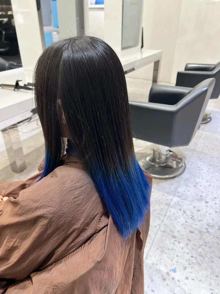 カラー ダブルカラー/透明感 アンジのヘアスタイル