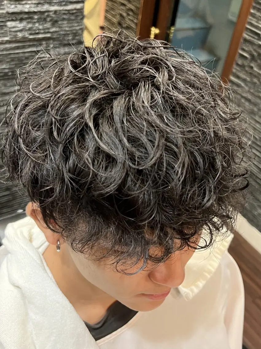 パーマ 京都フェードカット 田嶋勇祐のヘアスタイル