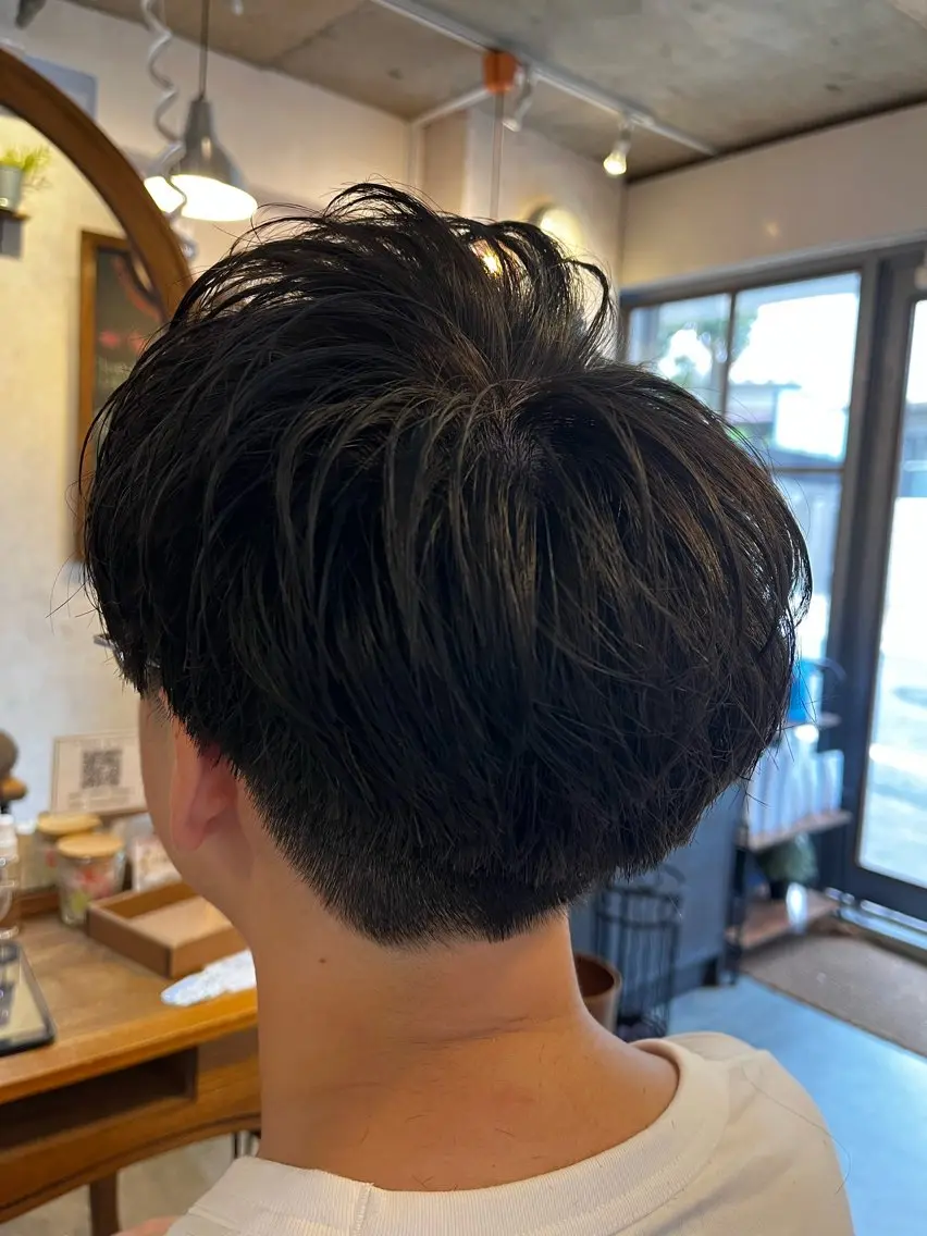 ショート カラー メンズ 佐藤槙哉 サトウシンヤのヘアスタイル