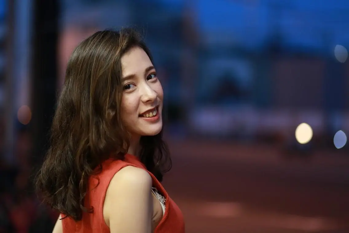 セミロング カラー パーマ 中野 靖志のヘアスタイル