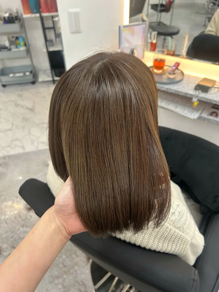 ミディアム カラー ベージュカラー 透明感カラー オリーブベージュ カット ヘアカラー 骨格/顔型/伏見/ 佐藤 里菜のヘアスタイル