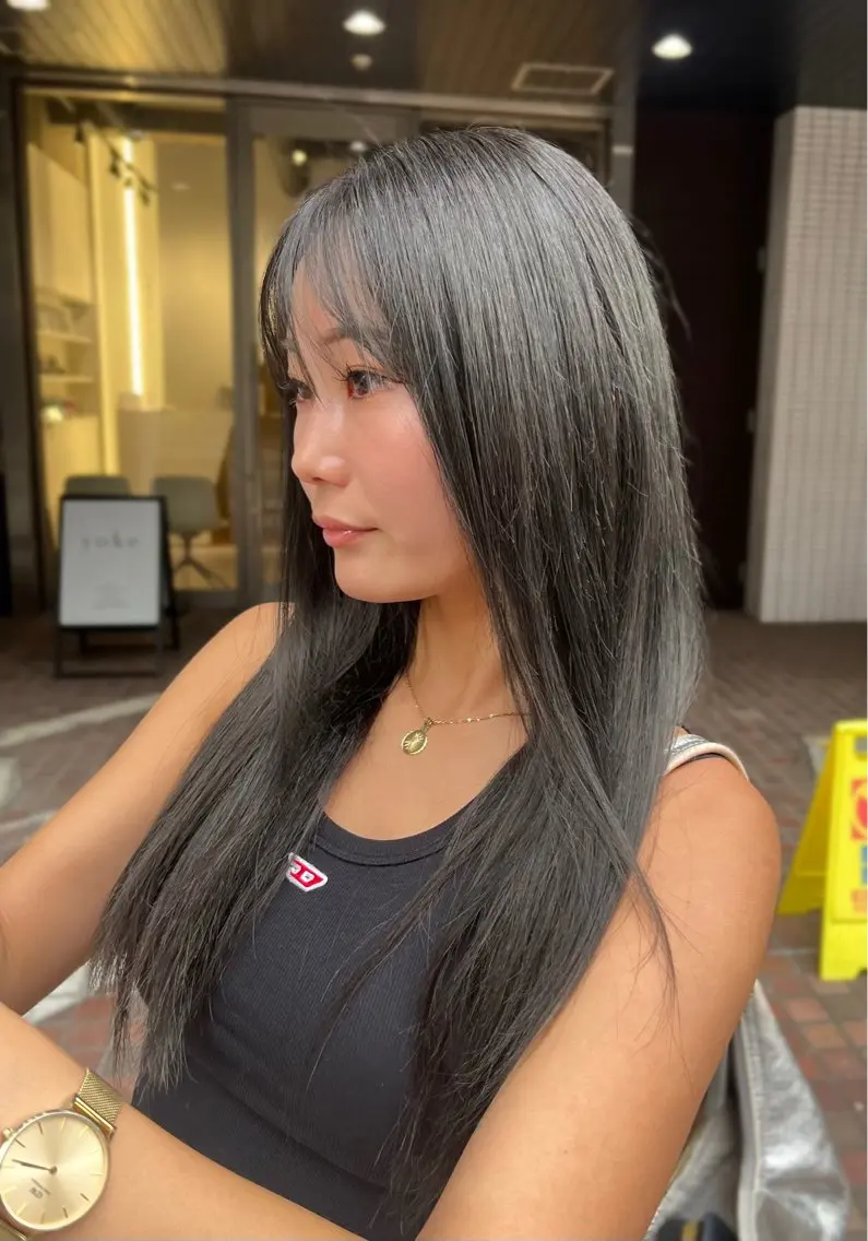ロング カラー ベージュカラー ブリーチ グレージュ haruka kobayashiのヘアスタイル