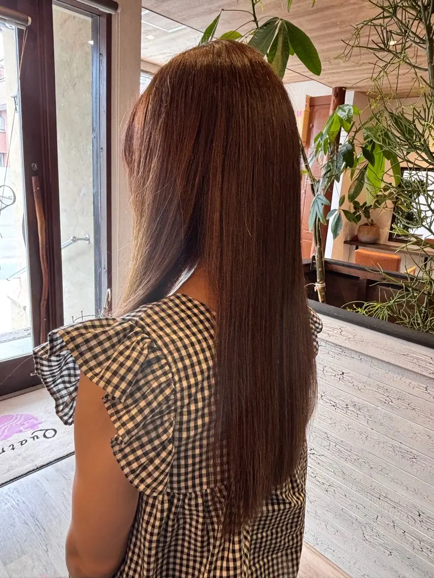 ロング 縮毛矯正 渡辺 桃花のヘアスタイル