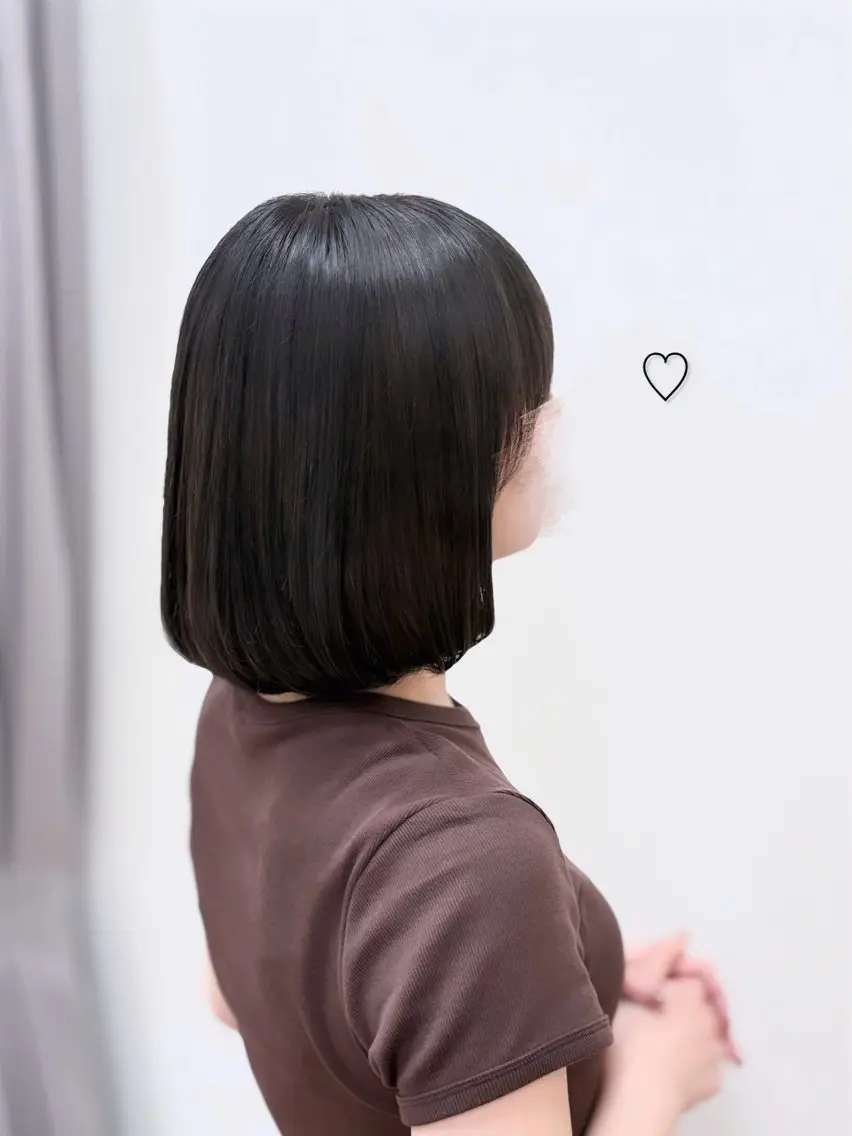 カラー 透明感カラー ボブ 𝝑𝝔カネコ アオイ🐈‍⬛のヘアスタイル