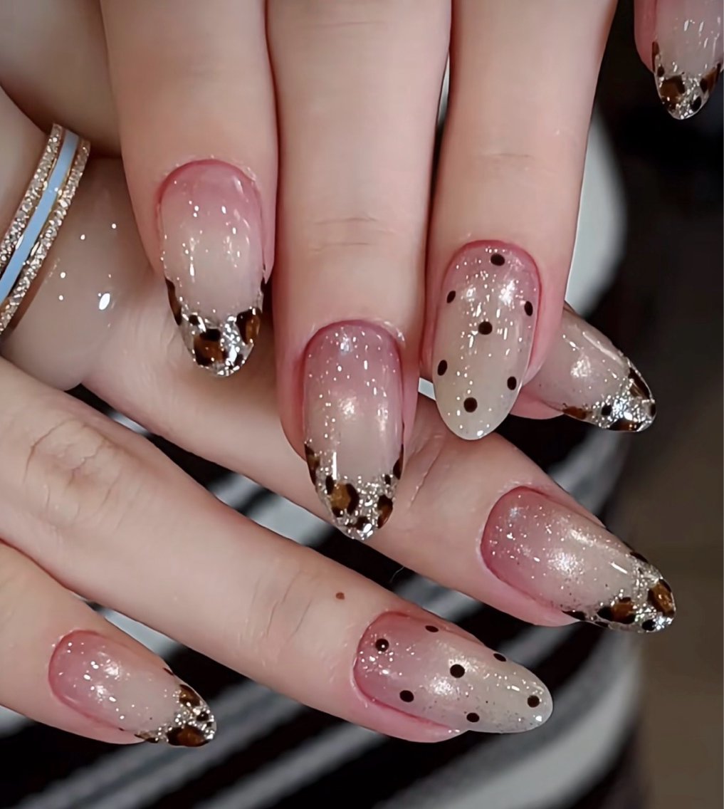 ネイル WO MIAO💎のネイルデザイン
