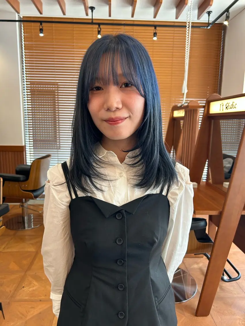 ミディアム カラー ブリーチ ヘアカラー トリートメント SASAnagano 岩下サードゥのヘアスタイル