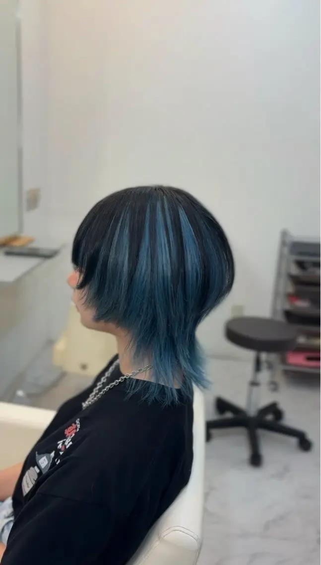 ショート ヘアカラー ))カラー特化(( 渡邉 怜のヘアスタイル