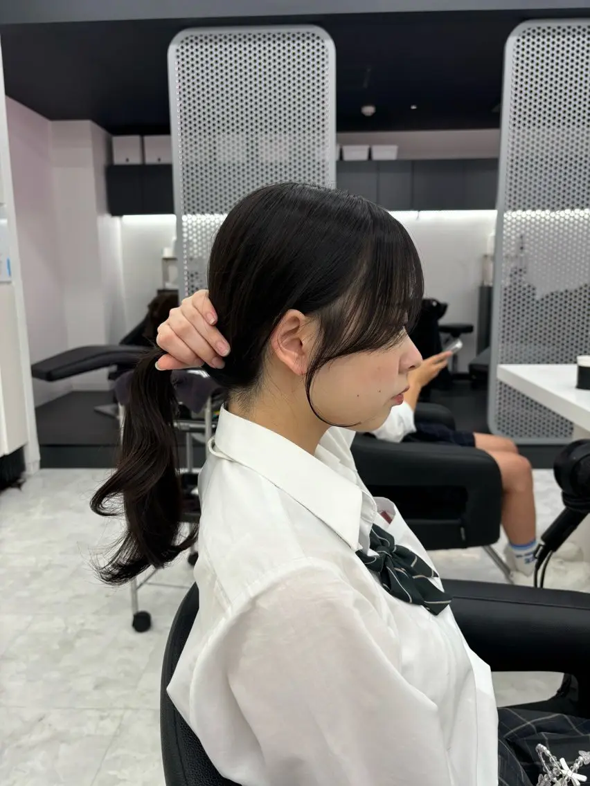 ロング 抜け感レイヤー︴ ニュアンスカラーのヘアスタイル