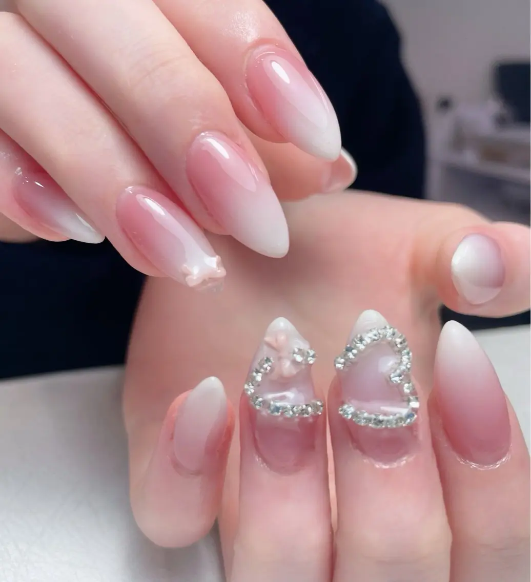 ネイル チークネイル 長さ出し フレンチネイル ジェルネイル ガーリー 中野駅から2分 MEO NAILのネイルデザイン