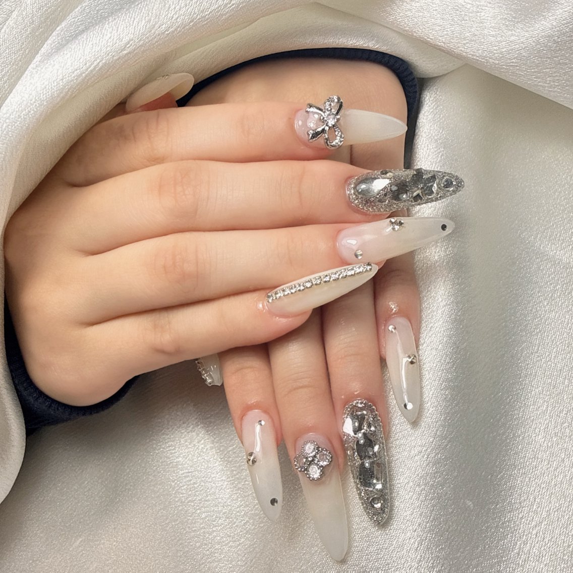 ネイル ハンドネイル Aura Nail ✨スス✨(アヤ)のネイルデザイン