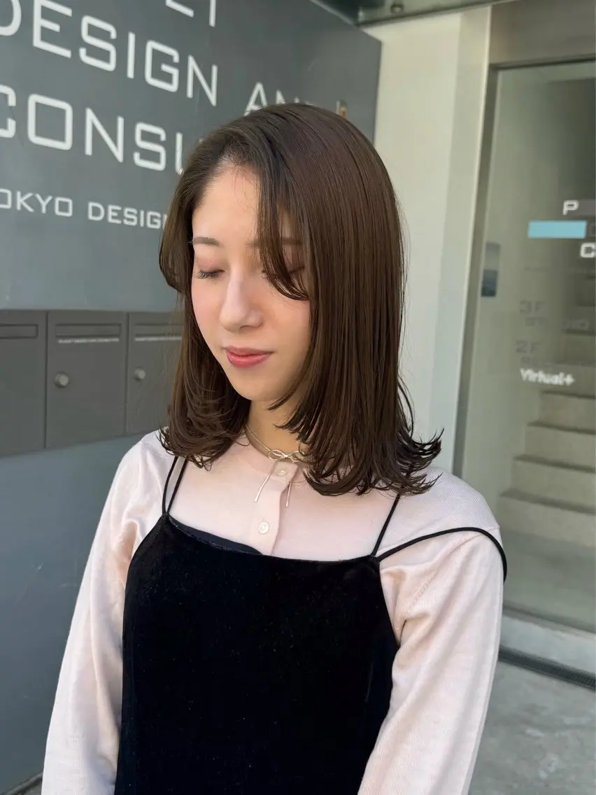 セミロング カラー 顔まわりレイヤー ハイレイヤー レイヤーカット 似合わせカット カット ヘアカラー トリートメント Lomalia 🤍🫧/makoのヘアスタイル