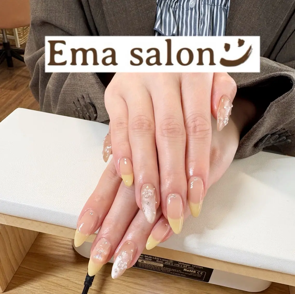 ネイル フレンチネイル ロングネイル マグネットネイル 持ち込み 黄色 ハンドネイル Ema salon hiromiのネイルデザイン