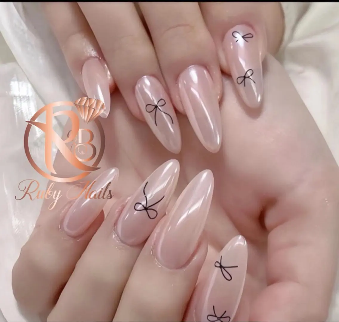 ネイル グラデーション キラキラネイル ピンク RUBY Nail 日暮里店のネイルデザイン