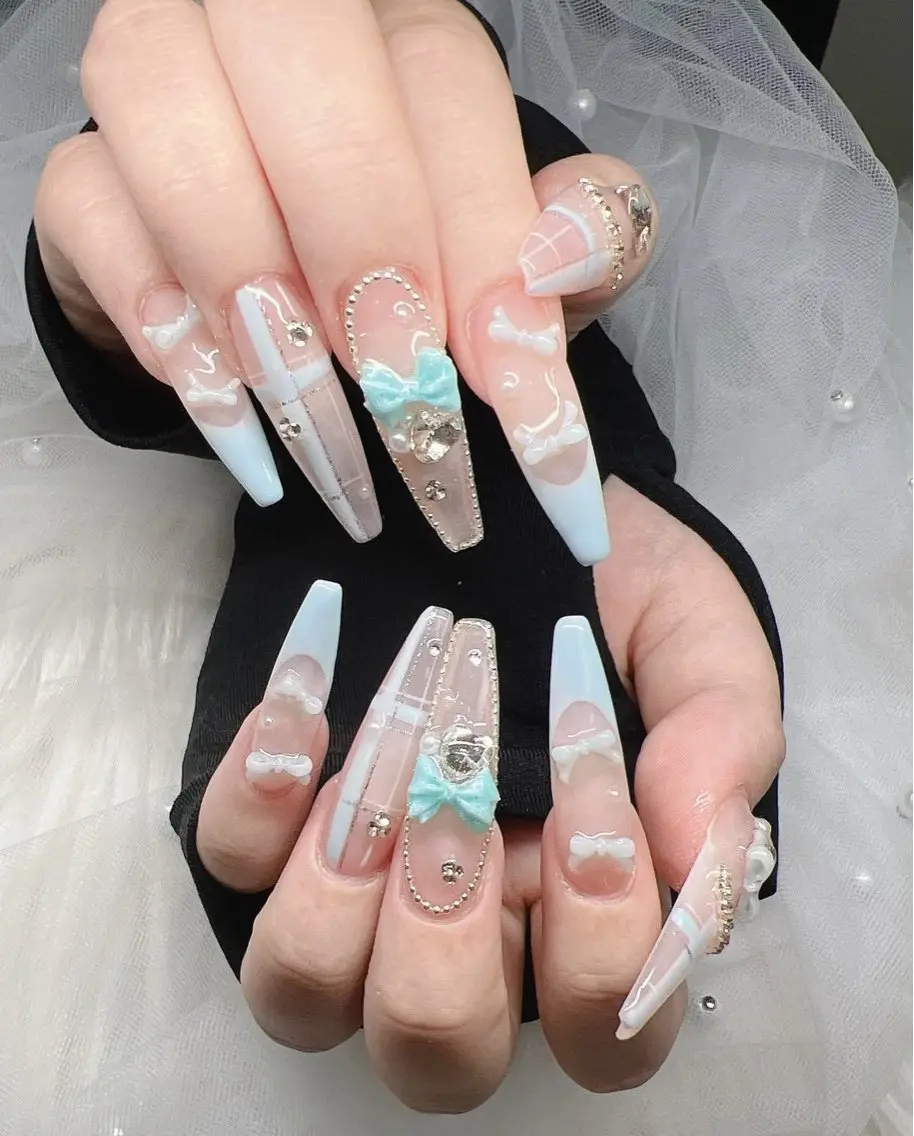 ネイル 長さ出し グラデーション 卒業式 キラキラネイル マグネットネイル ハンドネイル Lee Nailsのネイルデザイン