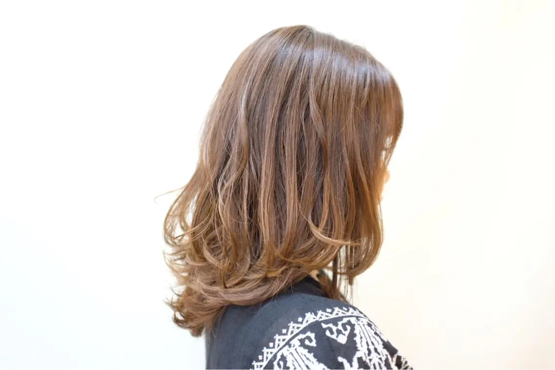 セミロング セミロングパーマ レイヤーカット 金城 美沙のヘアスタイル