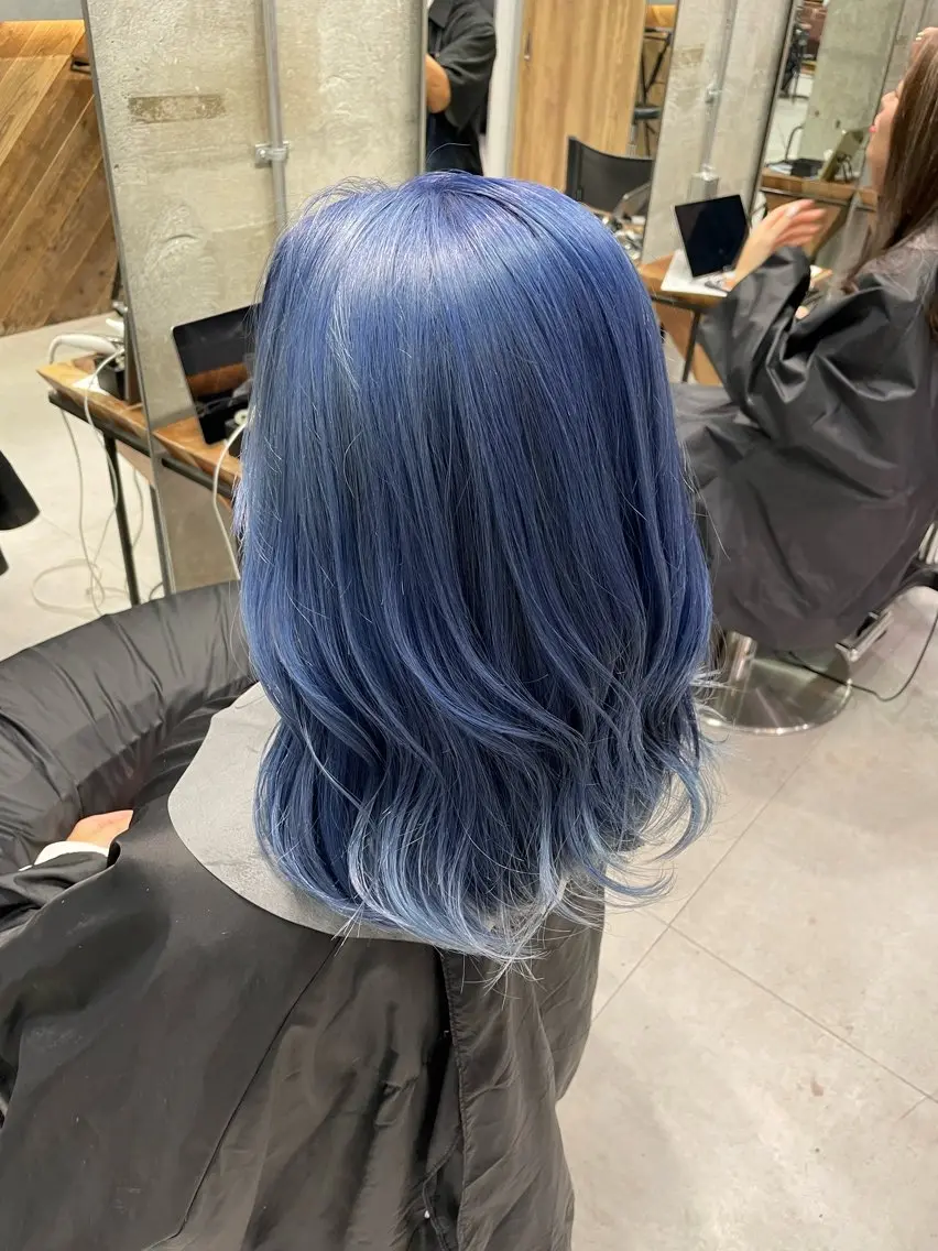 カラー ヘアカラー KAEDE🌺Wカ ラー/ホワイトカラーのヘアスタイル